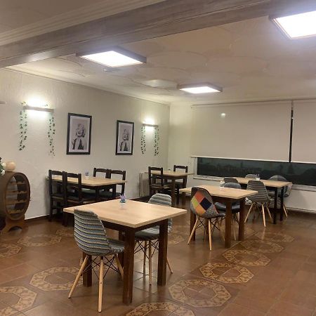 Hostal Torras Sant Hilari Sacalm Eksteriør bilde